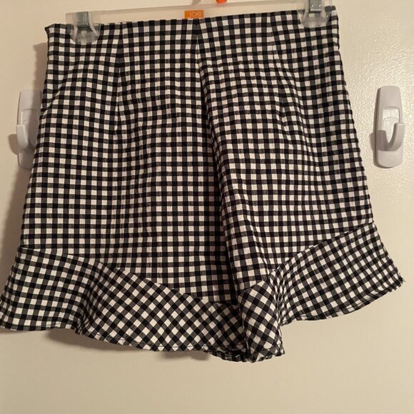 Zara Checker High wasted shorts - Picture 2 of 4